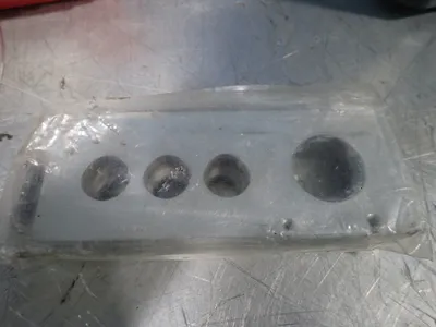 Manifold Base