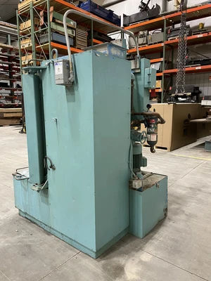 Typhoon Proceoo Parts Washer, Model #: Mini- 26-36-E-1000k