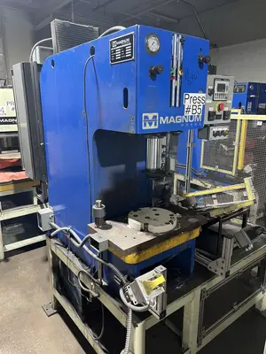 USED 2013 MAGNUM MAGNUM MCB25SP PRESS