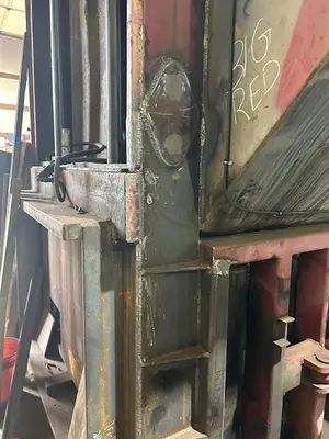 USED CONTRACT WELDING CP-6HDPC