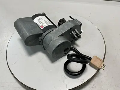 USED DAYTON 6Z086