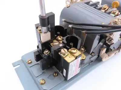 Furnas 22DP32A E6 Reversing Motor Starter 10Hp Size 1 Max 27A 600 VAC Overload