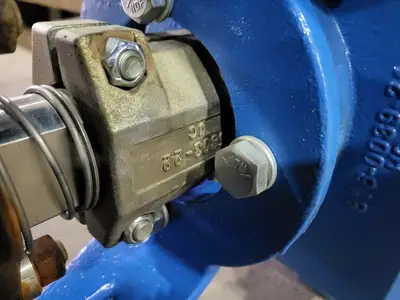 Actuator w/ 6" Ball Valve