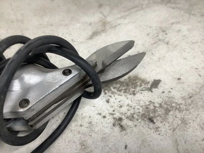 Used _UNKNOWN_ _UNKNOWN_ Sheet Metal Shears Michigan US | Miedema Asset Management Group #1577834