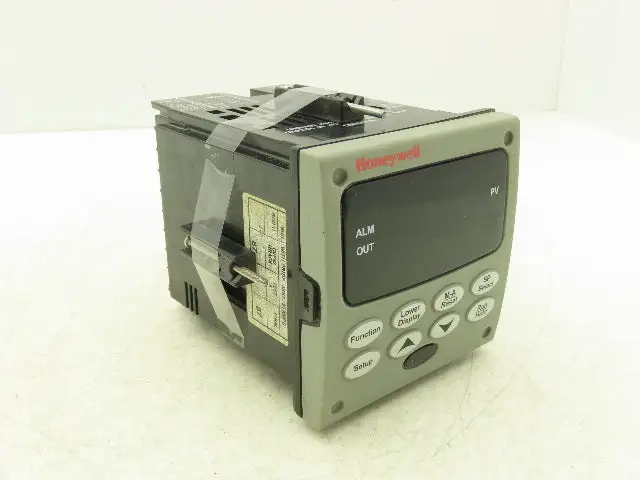Honeywell DC2500-C0-0B00-200-00000-00-0 UDC2500 Temperature Controller Module