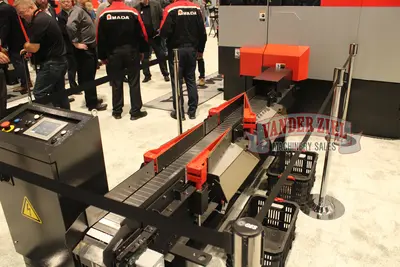 New | in-Stock 2026 AMADA VCSAW-160 Vertical Band Saws Michigan US | Vander Ziel Machinery Sales #1469324