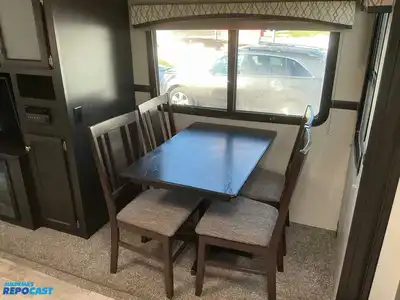 USED 2019 VENTURE SPORTTREK TOURING 336 VRK