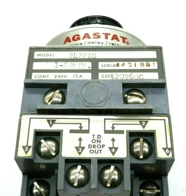 NEW AGASTAT 2422-AG TIME DELAY RELAY 1-20MIN 240V 15A 2422AG