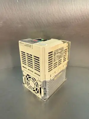 Yaskawa CIMR-VU4A0009FAA Rev. C VFD215 (4.6.2)