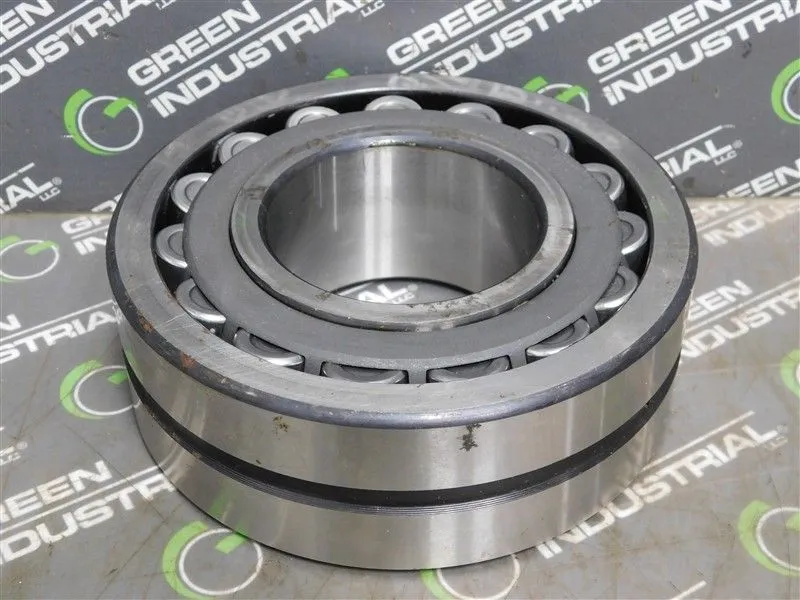 SKF 22314 CCJ/C3/W33 Spherical Roller Bearing 2.750" Bore 2" W 6" O.D. Rusty New