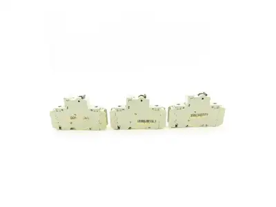 Cutler Hammer WMTC1010 1-Pole 10A Circuit Breaker Lot of 3