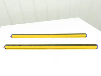 Datalogic Light Curtain Sender Receiver Set 30mm Res. 20M Range 49 Beam 750mm