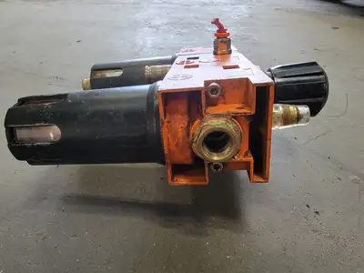 Compressed Air Lubricator/Filter Regulator, Series FRL ND