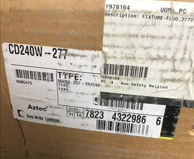 Genlyte Thomas CD240W-277 Industrial Lighting Fixture Fluorescent Luminaire