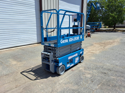 USED 2016 Genie GS-1930