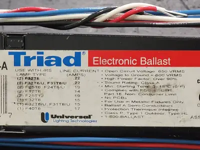 USED UNIVERSAL LIGHTING B232I277RH-A