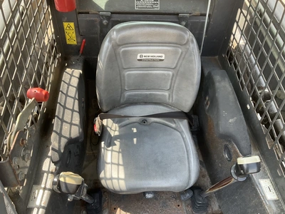Used 2010 NEW HOLLAND L190 Skid Steer Loaders Michigan US | Miedema Asset Management Group #1325534