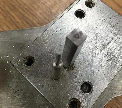 1994-390 Stamping Press Tool & Die Set to Make Square and Pin Findings