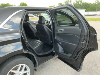 USED 2022 FORD EDGE
