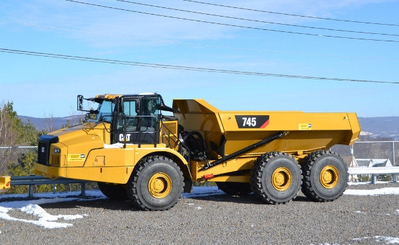 USED 2019 Caterpillar 745