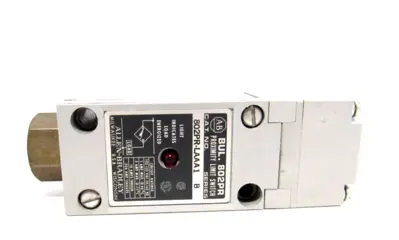 ALLEN BRADLEY 802PR-LAAA1 LIMIT SWITCH SER.B 802PRLAAA1 NEW SURPLUS