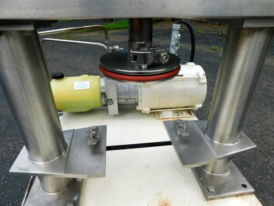 USED ROSS DISCHARGE PRESS DS-1/2