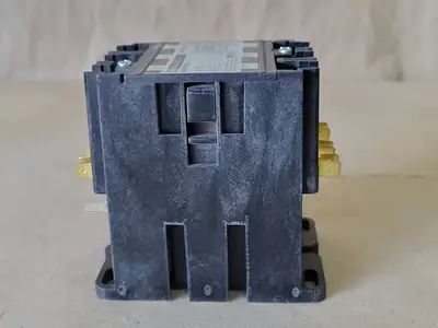 USED SQUARE D 8910DPA63