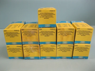 Lot (11) Leviton 70930-C Twist Turn Locking Connector in Original Box NEW F2