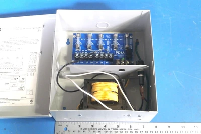 USED Altronix CCTV CAMERA & ACCESSORY POWER SUPPLY