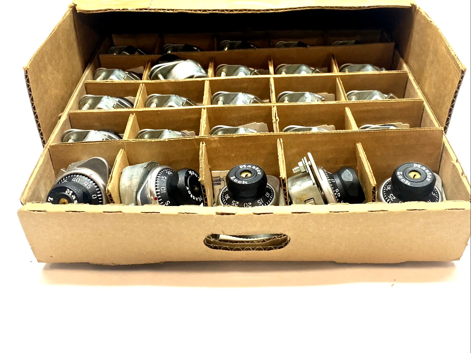 USED MASTER LOCK BUILT‑IN COMBINATION LOCKER LOCK 3‑DIGIT DIAL LOT OF 25