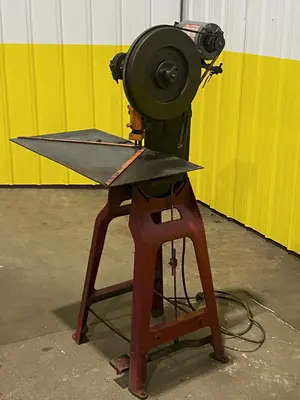 USED FAMCO 40 FLOOR