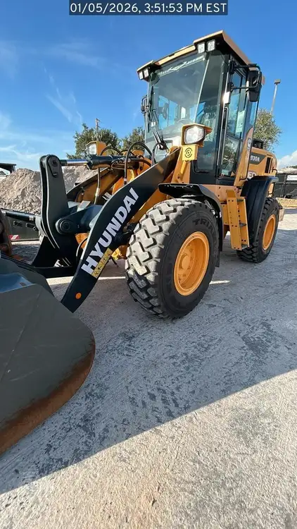 Used 2024 HYUNDAI HL930A Wheel Loaders Florida US | National Equipment Dealers #1422311