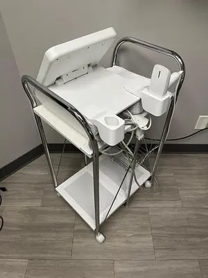 Used 2015 VENUS CONCEPTS VENUS VIVA RF FRACTIONAL SKIN RESURFACING & ELECTRO MAGNETIC FIELDS WRINKLE REDUCTION Medical Equipment - Other Minnesota US | Midwest Medical #1467840