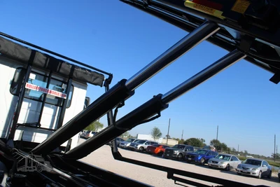 New | in-Stock 2025 MACK MD6 Rolloff Trucks Texas US | Roll Off Truck World #1491916