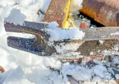 Used KEYSTONE RIGHT HAND DRILLING TOOL WRENCH (3-1/2" X 56" CLAW END STYLE J-WRENCH Wrenches Pennsylvania US | East West Machinery & Drilling #1417917