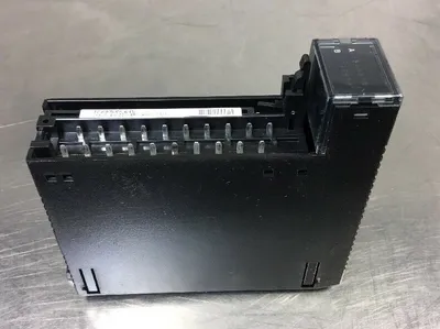 GE Fanuc - IC693MDL645E - Input Module 24VDC 16PT POS/NEG LOGIC 3D-17