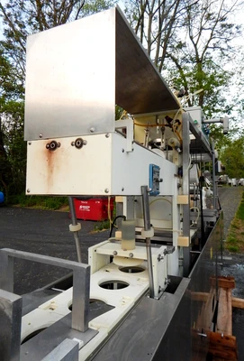 USED AKRAPAK CUP FILLER SS