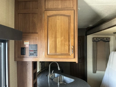 Used 2016 KEYSTONE RESIDENCE 4051FL Campers, Caravans, Motorhomes Michigan US | Miedema Asset Management Group #1327788