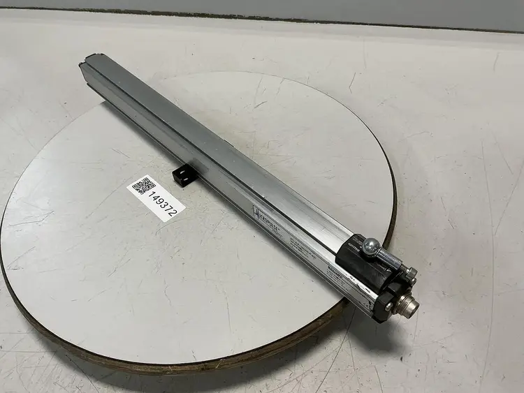 Used BALLUFF BTL-5-P1-M0305-P-S32 Transducers Michigan US | Ideal Machinery #968649