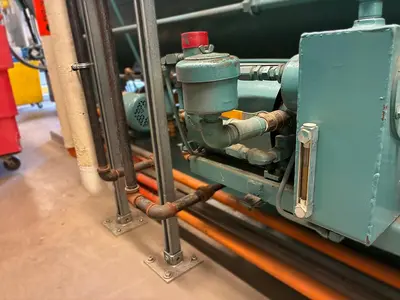 USED 2002 CLEAVER BROOKS CBI200-350-015