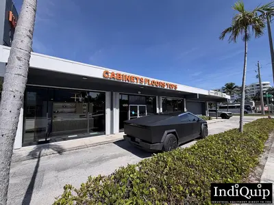 Used MULTIPLE _UNKNOWN_ Retail Store Fixtures US | IndiQuip #1284607