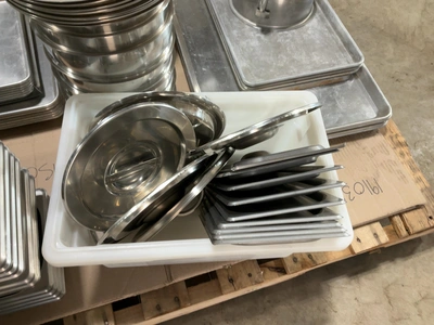 Used MIXED LOT OF STAINLESS STEEL RESTAURANT EQUIPMENT Pans Michigan US | Miedema Asset Management Group #1761559