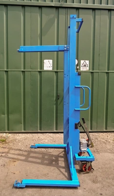 High Lift Mobile 280 Kilo Stirrer Crane -Type H28HC-63