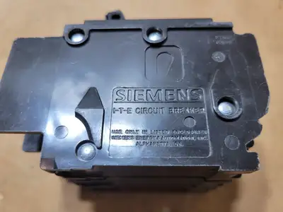 Used SIEMENS BQ3B015 Switchgears British Columbia CA | Lenmark #1438521