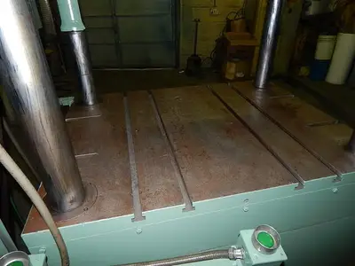 35 TON KEYSTONE 4 POST UP-ACTING HYDRAULIC TRIM PRESS