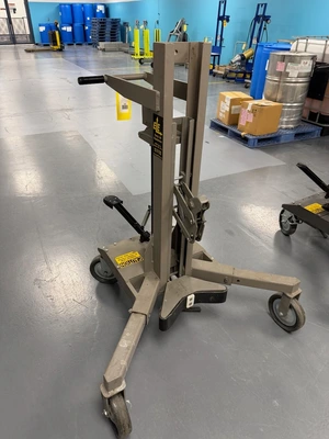 Used _UNKNOWN_ _UNKNOWN_ Drum Lifters Rhode Island US | Federal Equipment Company #1347864