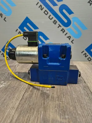 Used REXROTH 4WE 10 Y50/EG24N9K4/M Valves/Fittings South Carolina US | ESS Industrial Equipment Sales #1311287