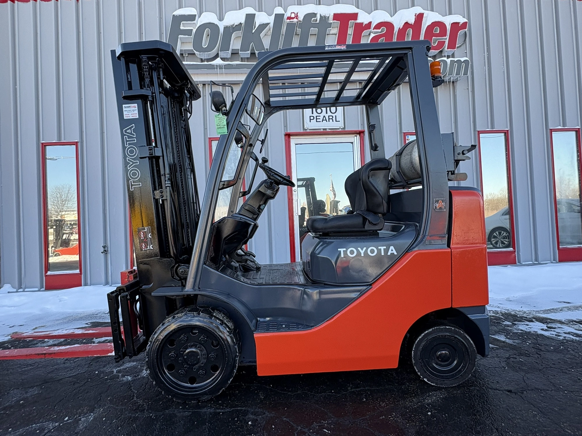 USED 2010 TOYOTA 8FGCU25