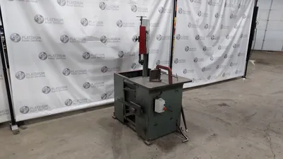 E-R MAIER KM1012 Vertical Band Saws | Platinum Group (4)