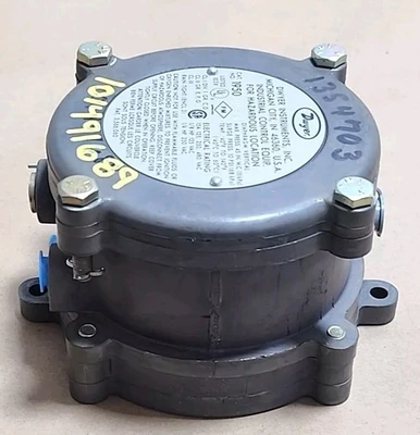 NEW Dwyer 195000-2F